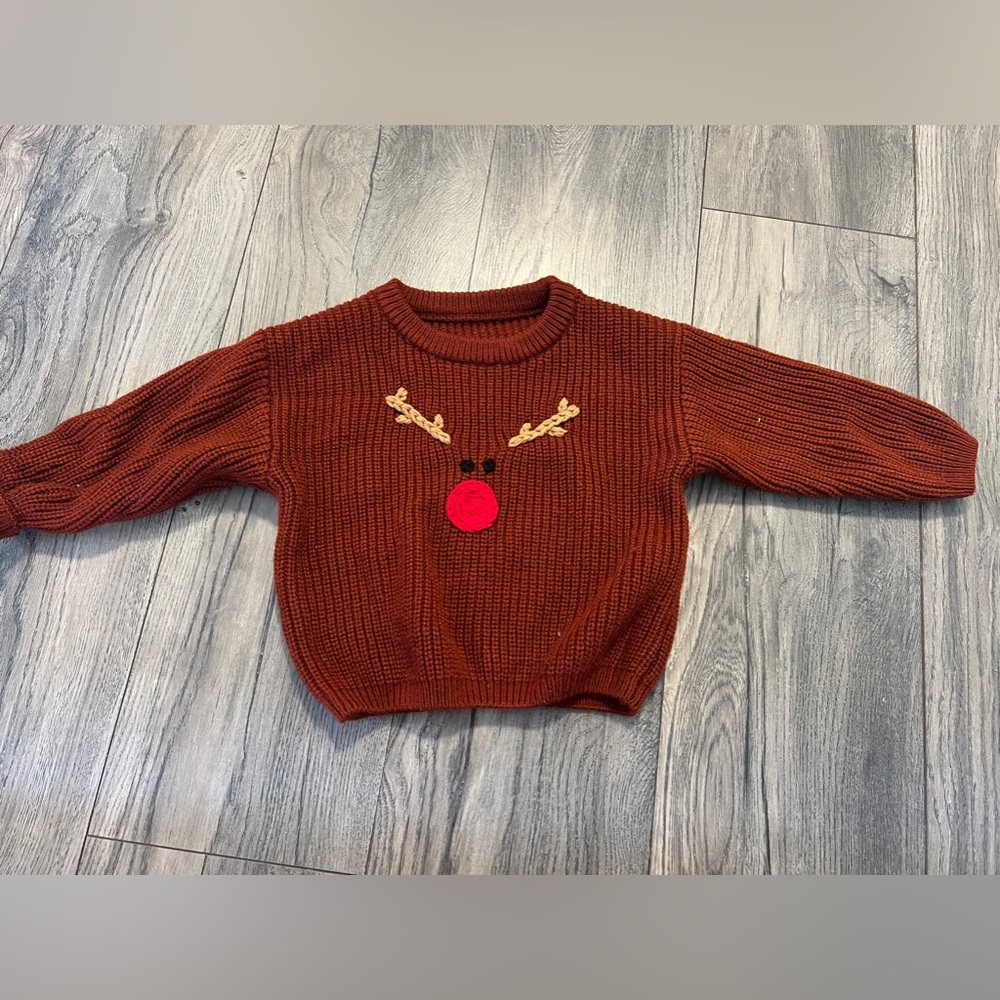 💛🦢5 FOR $10!!! 🦢💛 Reindeer Sweater for Kids